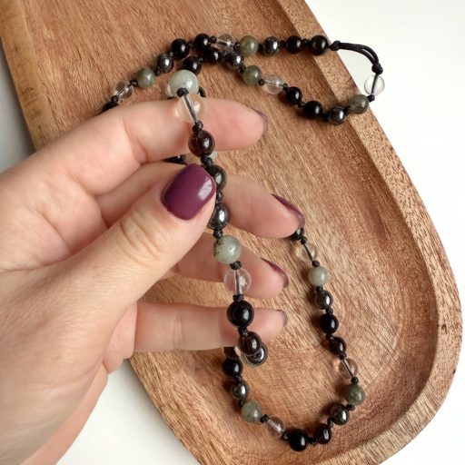 férfi védelem ásvány nyaklánc